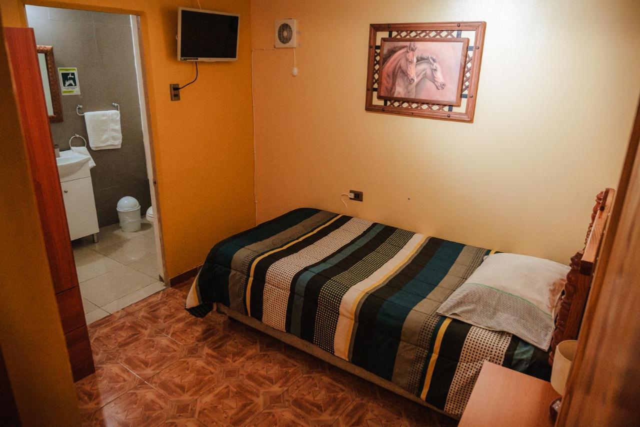 Di Giorgio Hostal Antofagasta Buitenkant foto