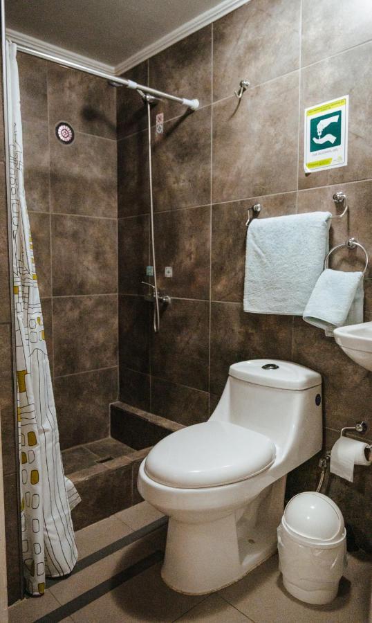 Di Giorgio Hostal Antofagasta Buitenkant foto
